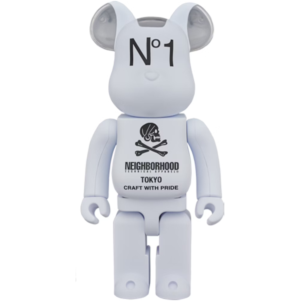 Neighborhood Bearbrick