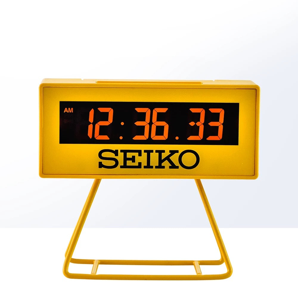 Seiko Retro Clock