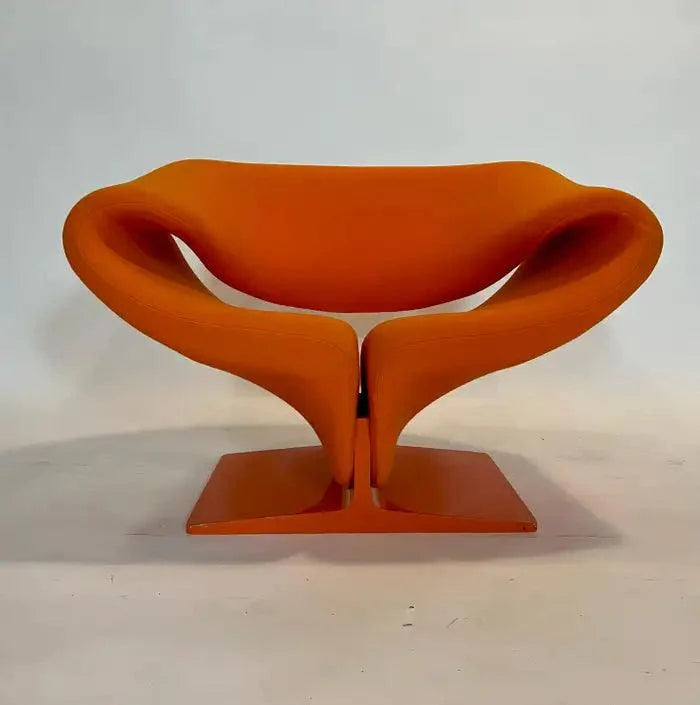 Ribbon Chair