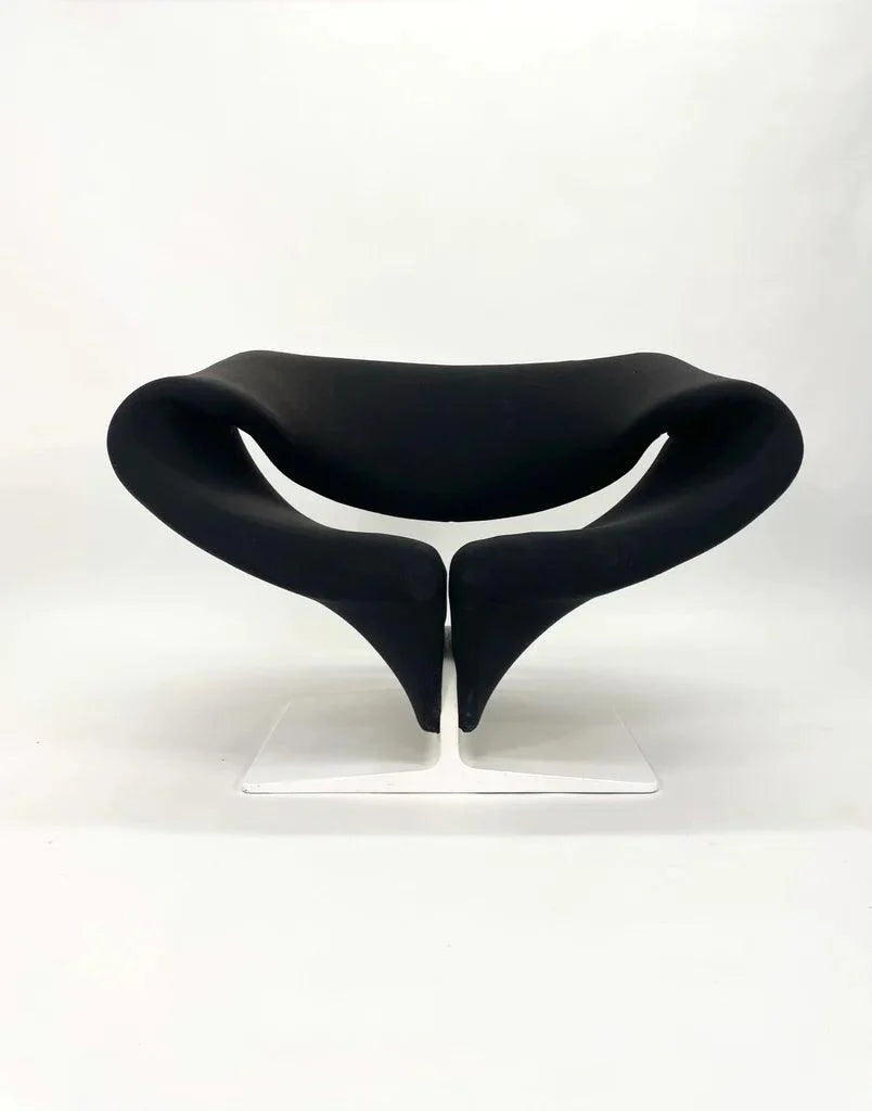 Ribbon Chair